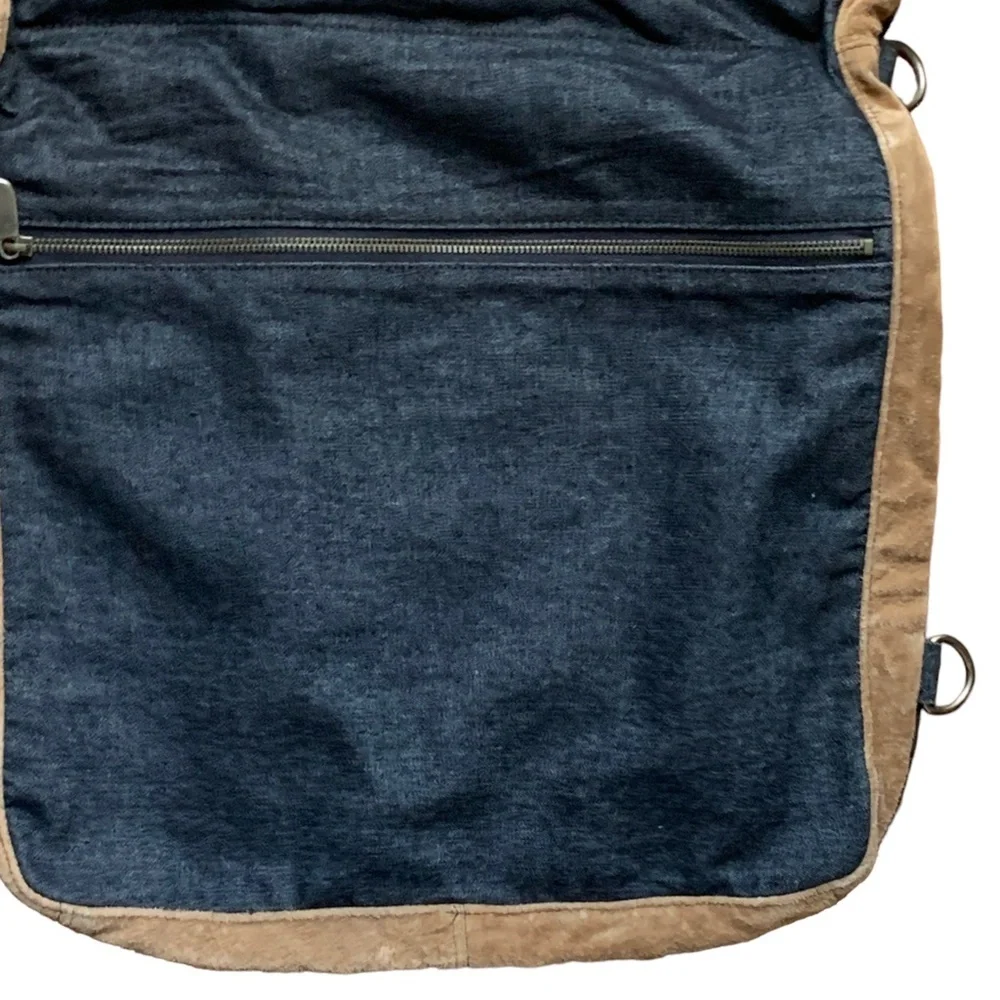 Wilsons Leather M. Julian Brown Suede Messenger Bag Laptop Briefcase Bookbag